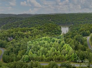 28 Parkway North Rd, Mill Spring, NC 28756