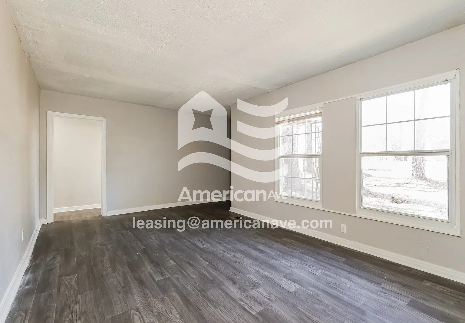 3 bed, 1.5 bath, 1201 sqft, $1,027 — Photo 4