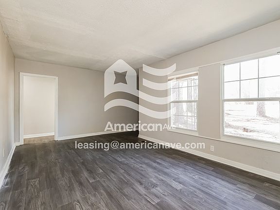 843295_004_living_room_14284719.jpg
