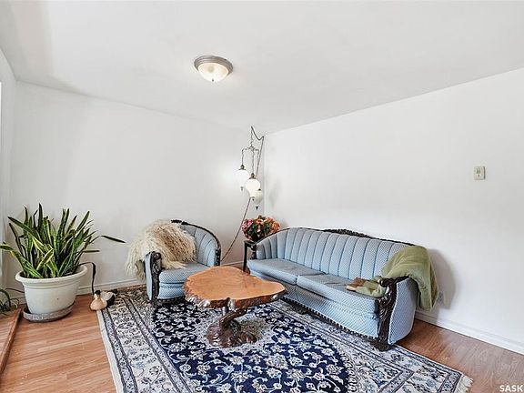 5th image of 611 J AVENUE S