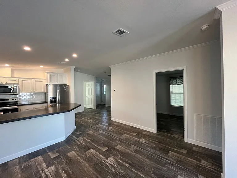 10 Eland Dr #10 — Photo 16