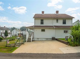 92 Beech St, Muse, PA 15350