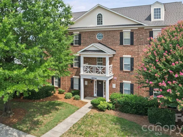 4012 Town Center Rd, Harrisburg, NC 28075