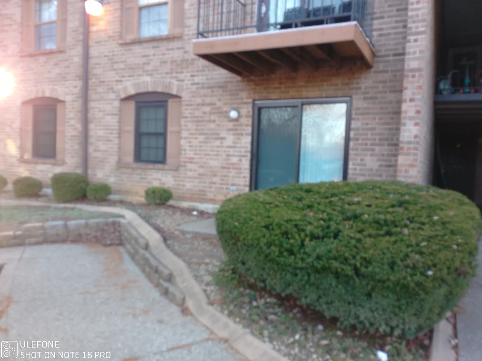 2 bed, 1.5 bath, 802 sqft, $1,500 — Photo 2