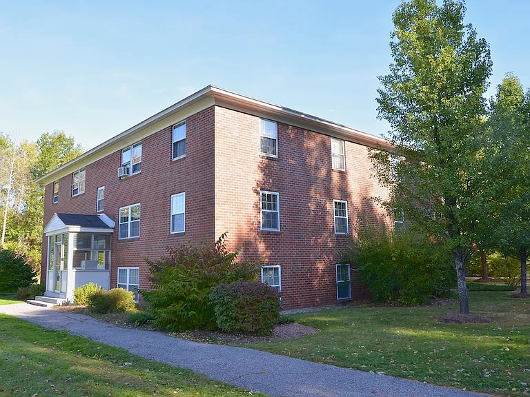 B180 (Keewaydin Pines) — Photo 22