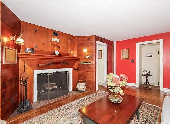 Living room showing entranc...