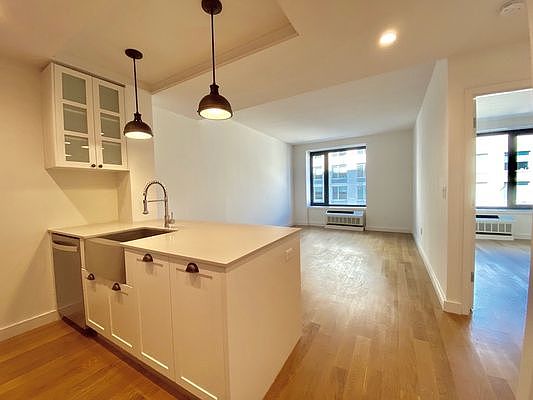 1st image of 409 Eastern Pkwy #206