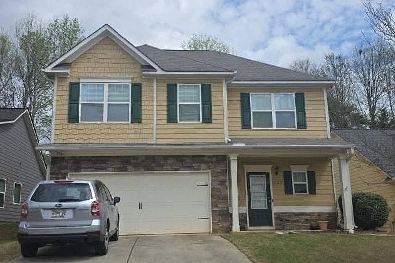1st image of 127 Renford Rd