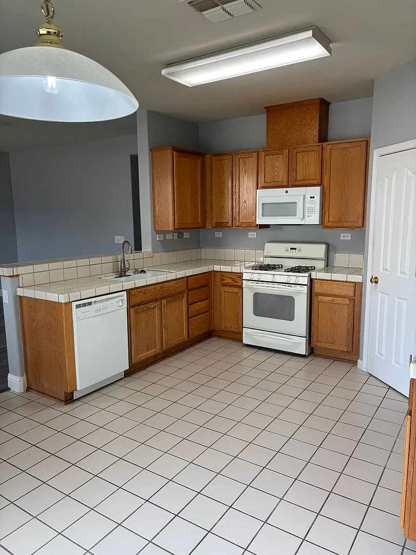 4 Bedroom House In Marysville Coming Soon! — Photo 3