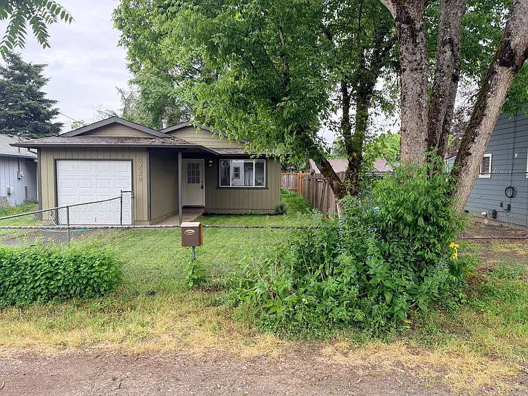 6228 SE Knapp St — Photo 1