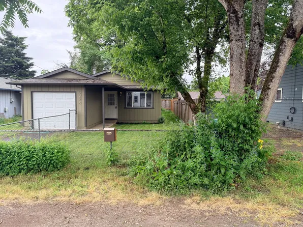 6228 SE Knapp St, Portland, OR 97206