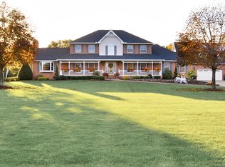 1583 S Hametown Rd, Akron, OH 44321