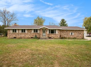 1821 E Bertrand Rd, Niles, MI 49120