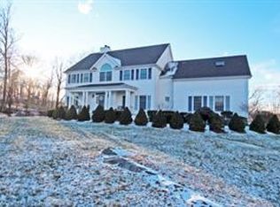 19 Pebblebrook Way, Chappaqua, NY 10514