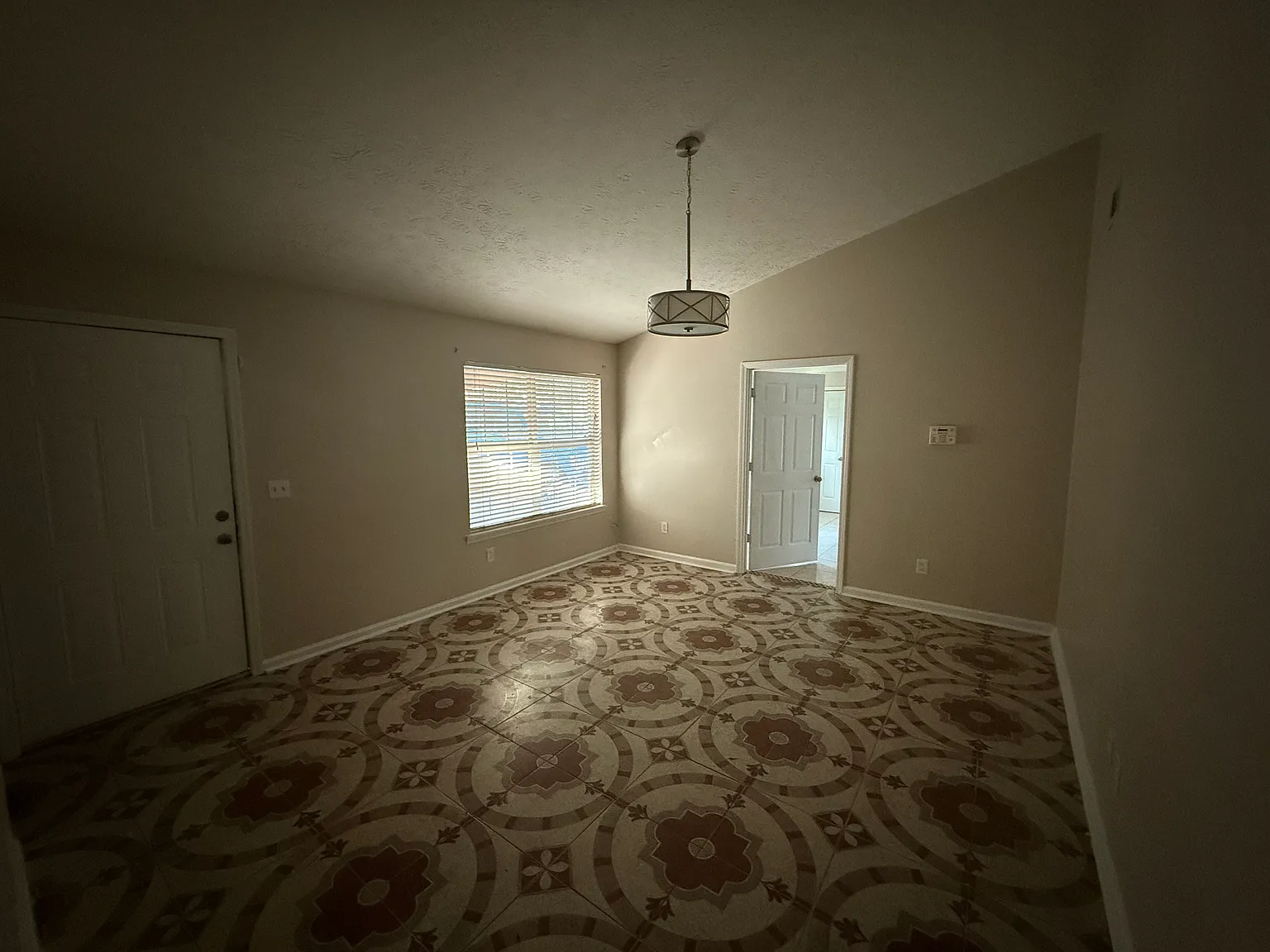 9188 Woodhill Ln photo 1