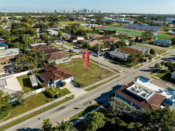 1402 NW 27th Ave, Fort Lauderdale, FL 33311