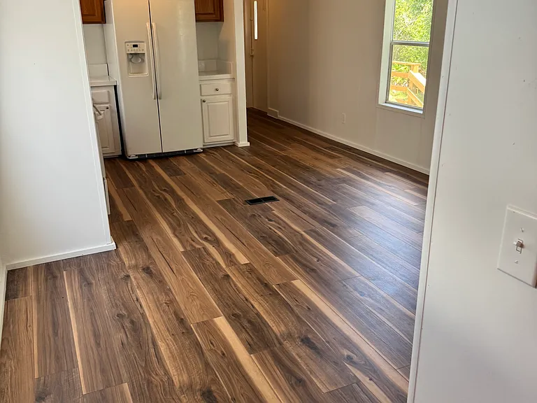 10586 SW Park Ave — Photo 3