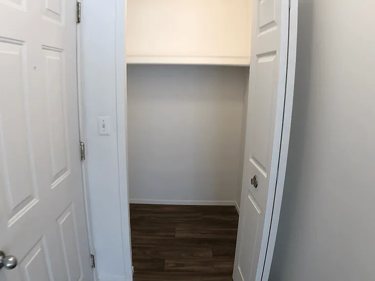 Prentiss Pointe Apartments — Photo 281
