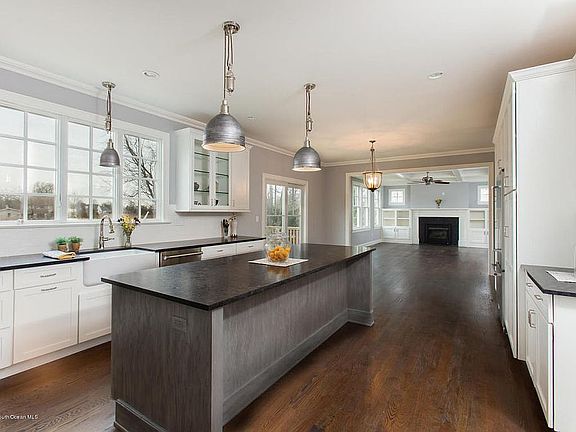 Kitchen into Family Room 