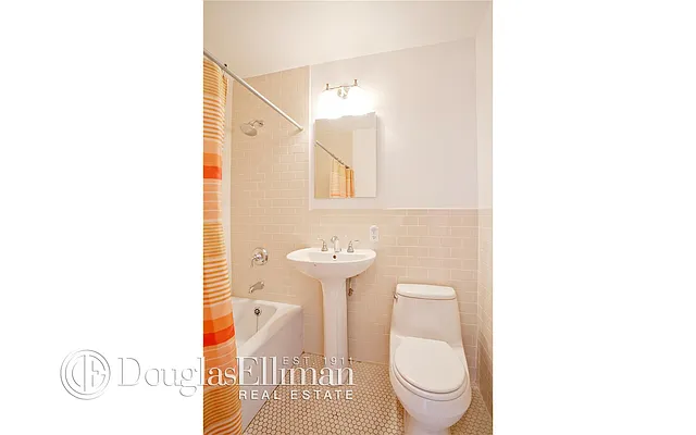 Sold by Douglas Elliman | media 19