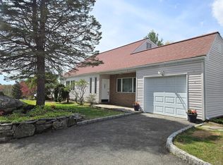 2585 Farsund Drive, Yorktown Heights, NY 10598