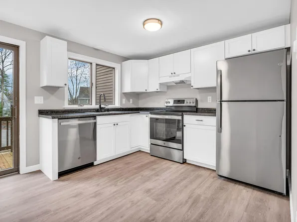 538 Main Street #11, Sanford, ME 04083