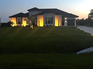 5218 Lake Venice Dr, Wimauma, FL 33598