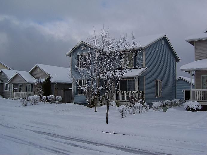 2nd image of 1105 Yew Ave