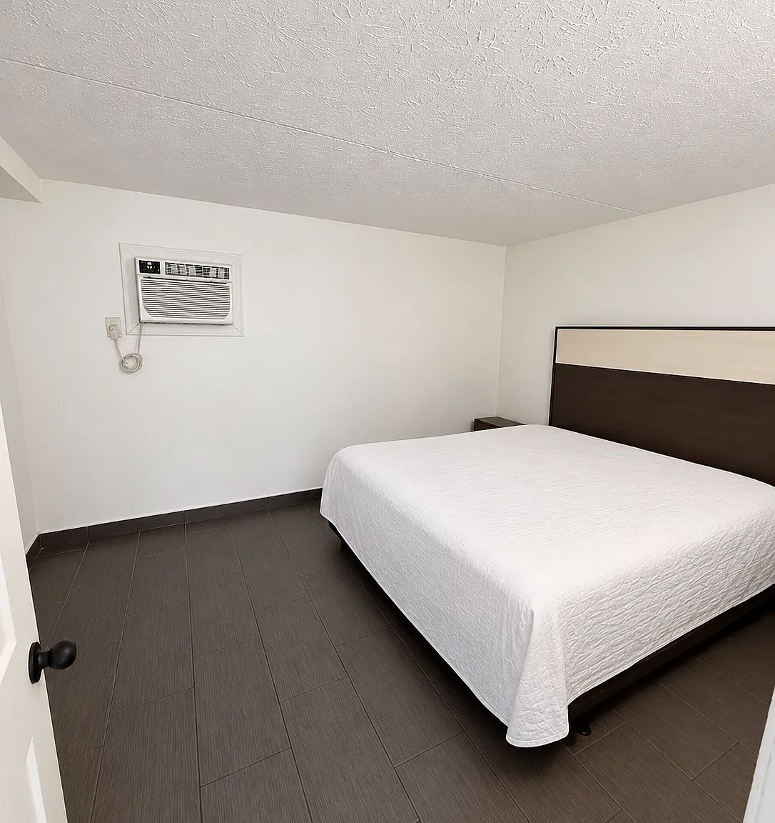 1 bed, $1,100 — Photo 1