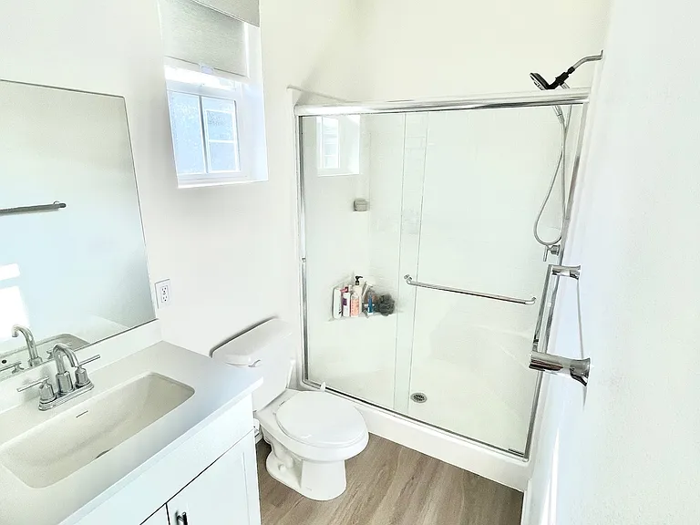 2422 Encanto Pass — Photo 14