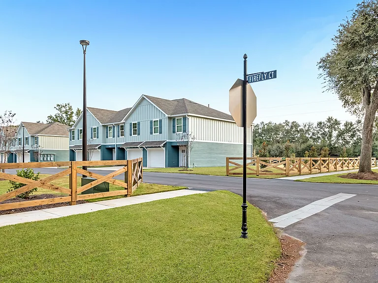 9516 Firefly Ct — Photo 13