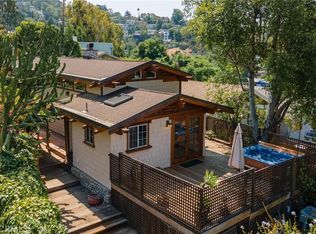 3950 De Longpre Ave, Los Angeles, CA 90027