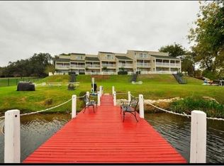1818 S Lakeshore Blvd APT 23, Austin, TX 78741