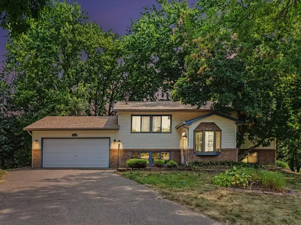 14005 38th Ave N, Plymouth, MN 55447