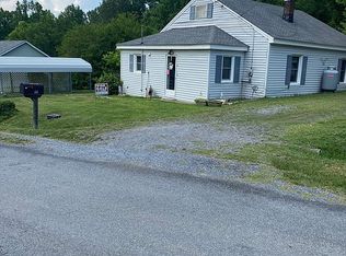 111 Laughlin Rd, Brookneal, VA 24528