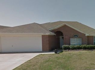 8018 Splitrail Ct, Arlington, TX 76002