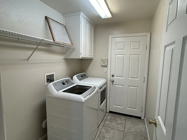 7572 Corona Valley Ave — Photo 17