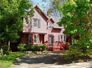 121 High St, Manchester, CT 06040