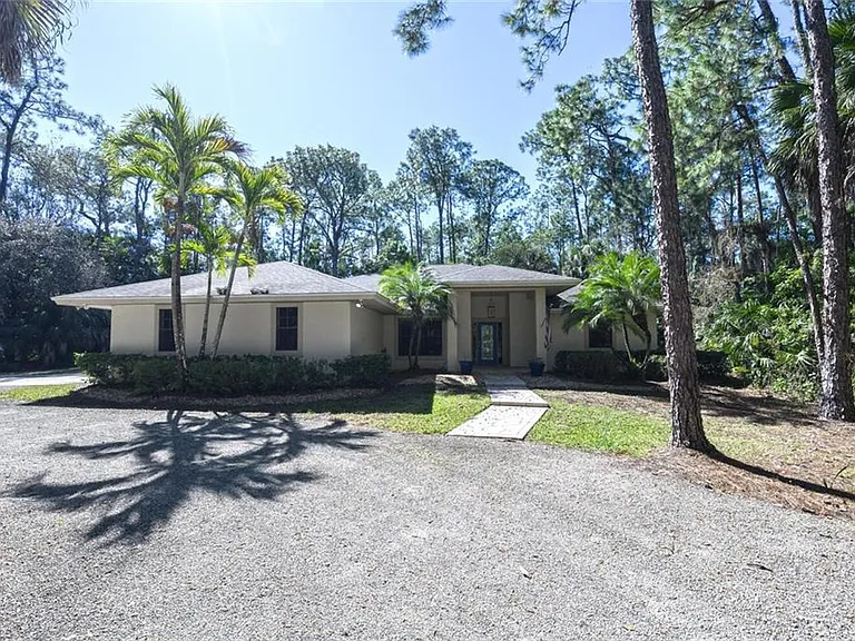5356 Sycamore Dr — Photo 1