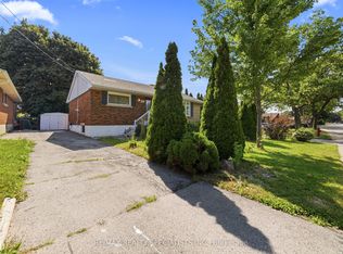 115 Kings Forest Dr, Hamilton, ON L8T 4J8