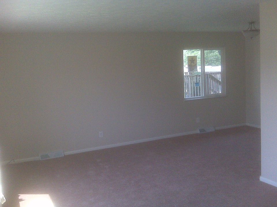 2nd image of 14797 Lisa Dr