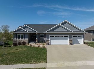 2835 Twinleaf Rd, Cedar Rapids, IA 52411