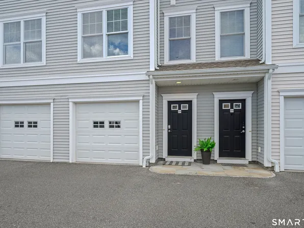 205 Copper Square Drive #205, Bethel, CT 06801