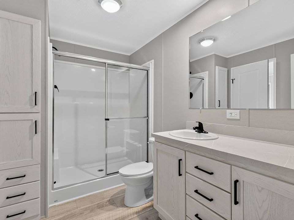 27529 Moulon Rouge #607, photo 12
