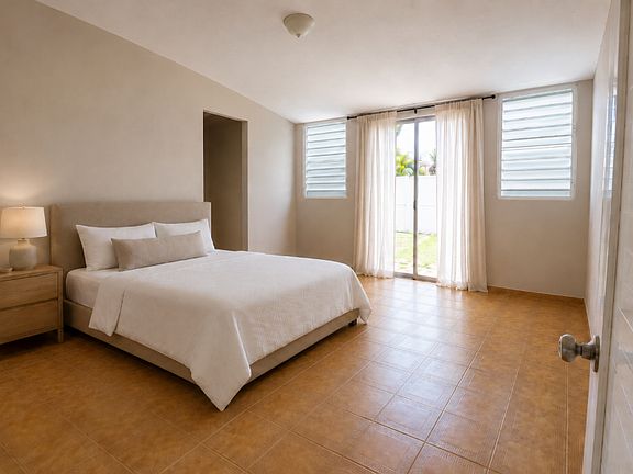 4th image of Urb Costa Azul Calle #22-S8