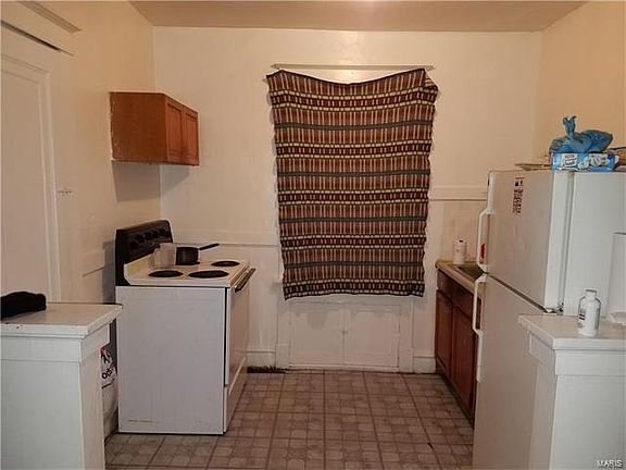 5th image of 3934-3936 Chippewa St