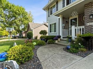 4523 49th Pl, Des Moines, IA 50310