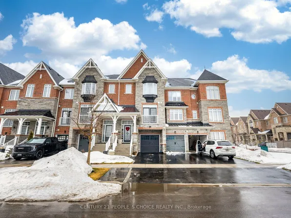 142 Farooq Blvd S, Vaughan, ON L4H 4S1