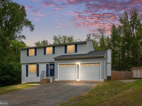 15 Saint Patrick St, Fredericksburg, VA 22407