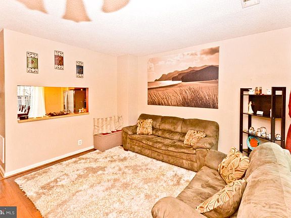 5th image of 7118 Tolliver St